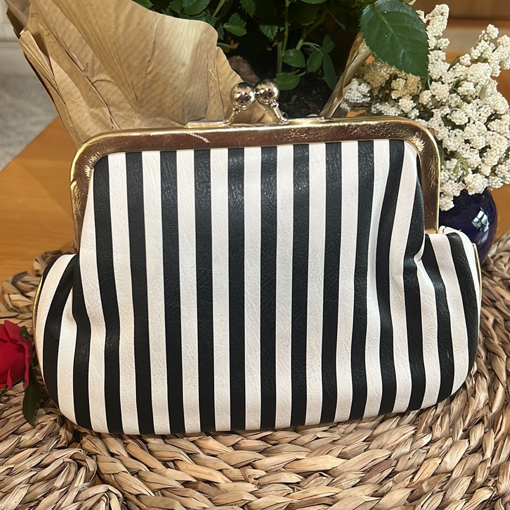 D Initial Set! - image 4